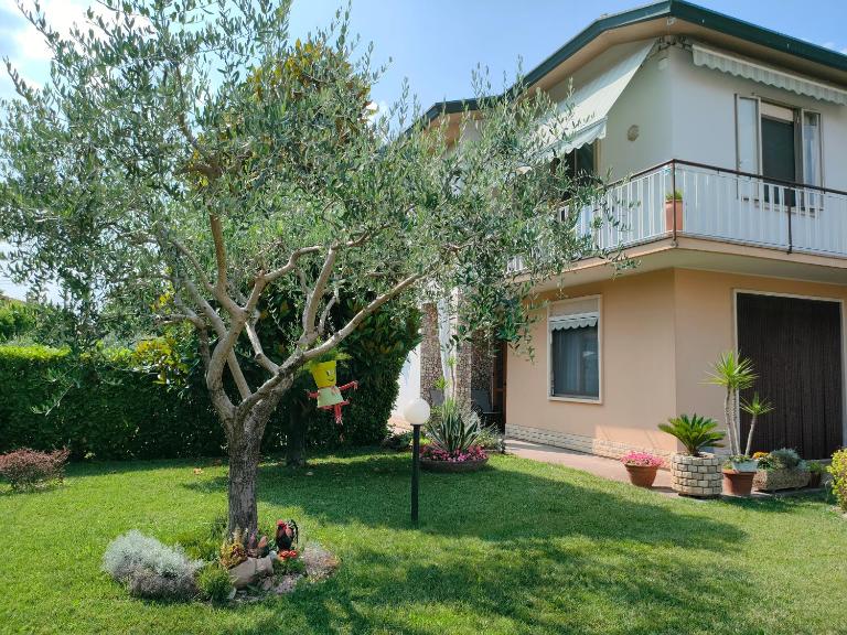 Delizioso Appartamento Locazione Turistica - Chambres d'hôtes Lonigo