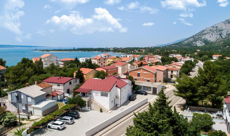 Apartments Diora - B&B Seline