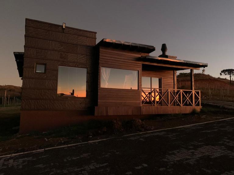 Vinícola D'alture - Chalé família 6 pessoas - B&B São Joaquim
