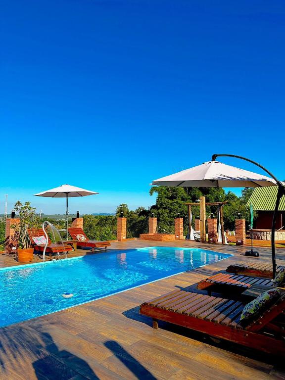 Águas Chalés Temporada - Chalés e Lofts Confortáveis - Piscina - Próximo ao Thermas - B&B Águas de São Pedro
