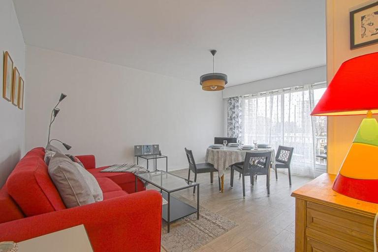 Appt agréable avec balcon au sud-ouest de Caen - B&B Caen