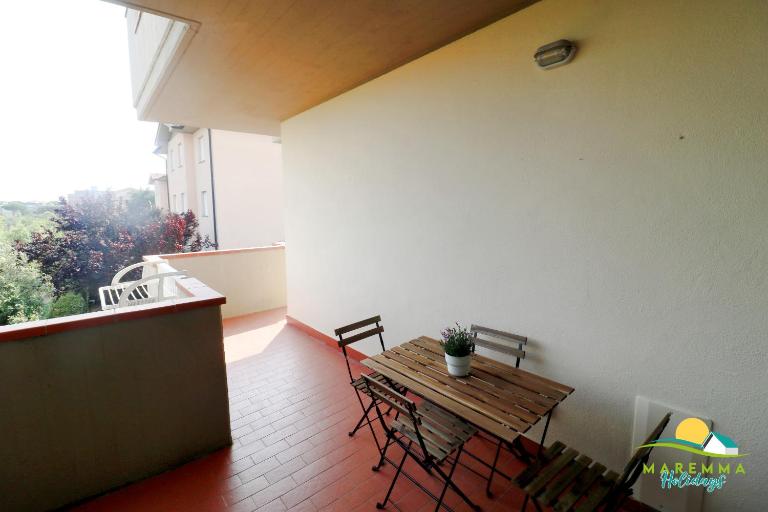 Maremma Holidays:Faro Apartment - B&B Follonica