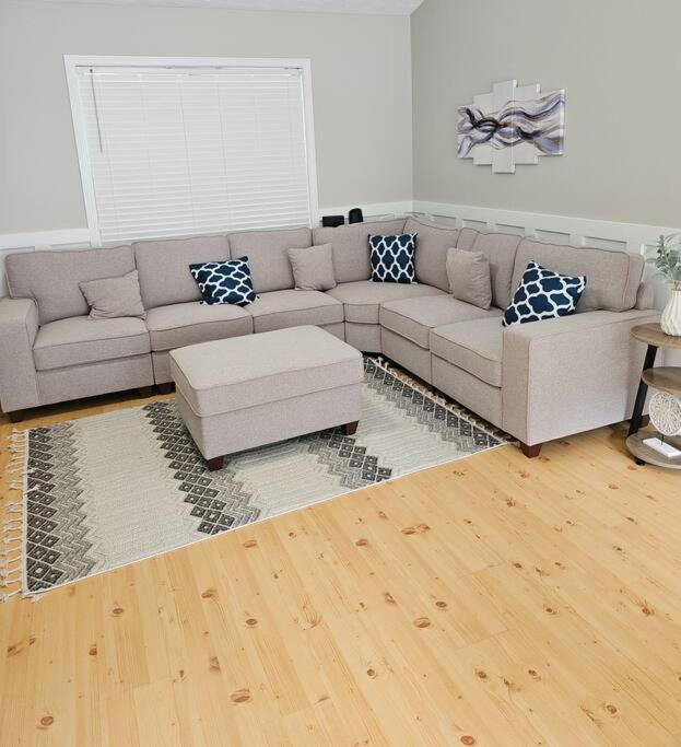 Close to the beach and attractions! Perfect for families or traveling nurses! - Bed and Breakfast Wilmington
