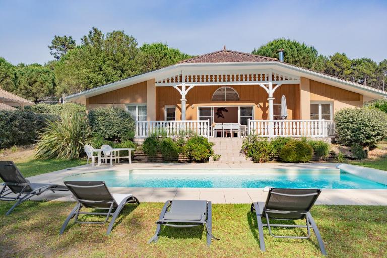 villa piscine chauffée 10pers dans cadre exceptionnel-AG19 - Chambres d'hôtes Lacanau