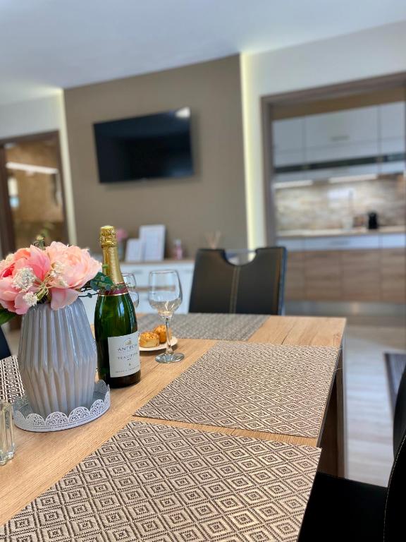 Lisza Apartman Siófok - Chambres d'hôtes Siófok