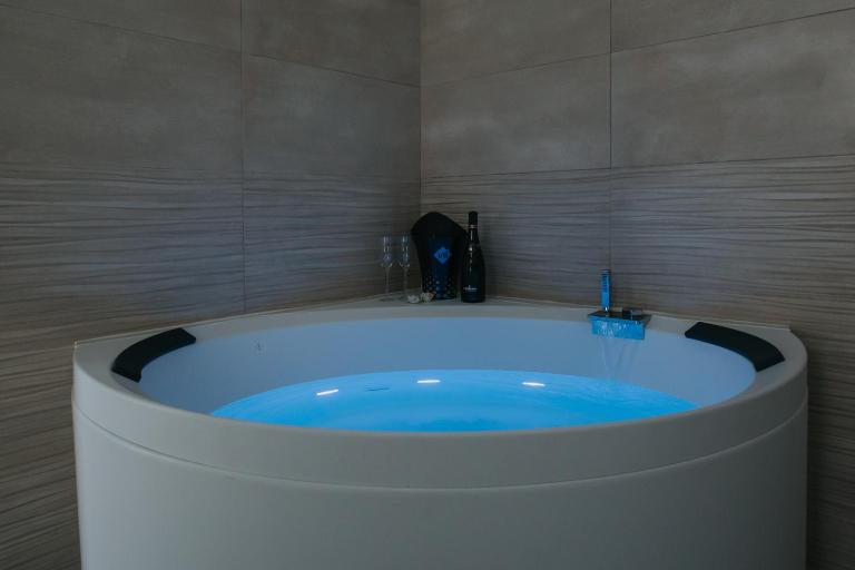 B&B Nuovo Reale - CENTRO STORICO - Bed and Breakfast Lecce