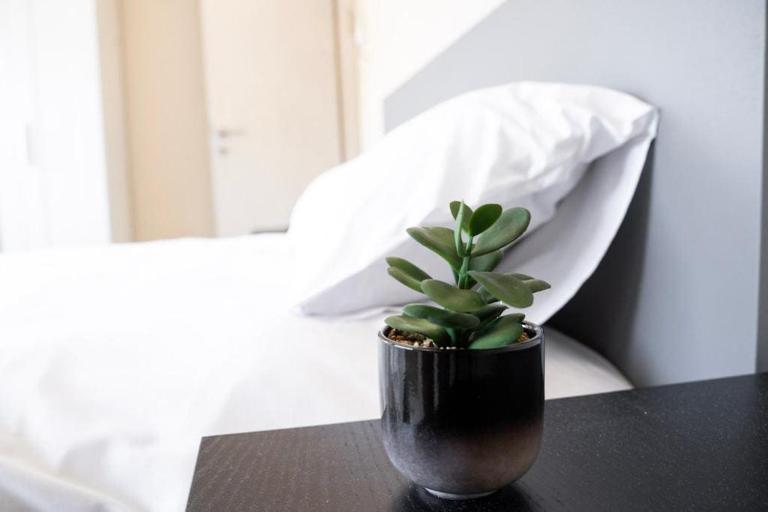 Prime Location! 1 bedroom apt in TLV beating Heart - Ferienwohnung Tel Aviv
