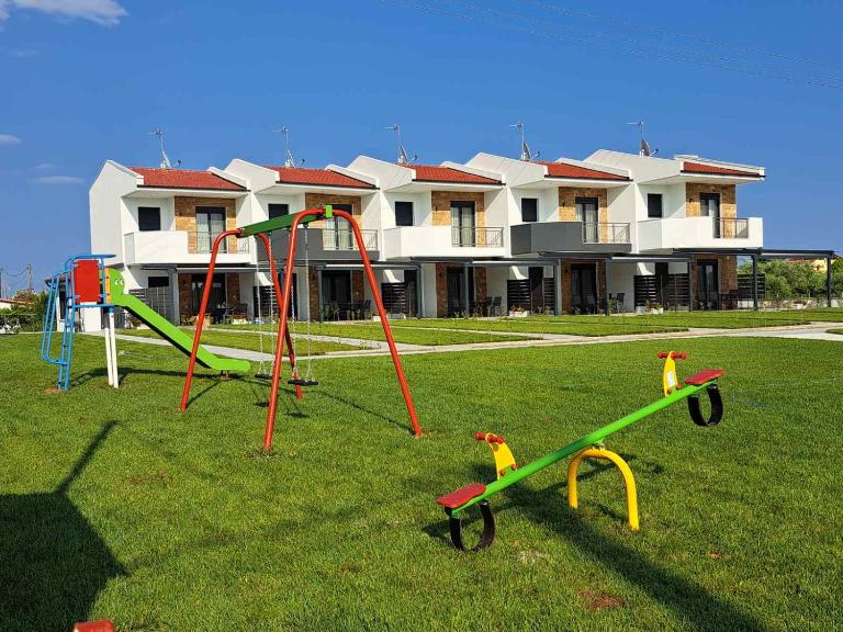 Chryssis Village by Travel Pro Services - Nea Potidaia Halkidiki - B&B Nea Potidaia