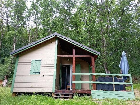 Chalet les Hameaux du Perrier - B&B Lissac-sur-Couze