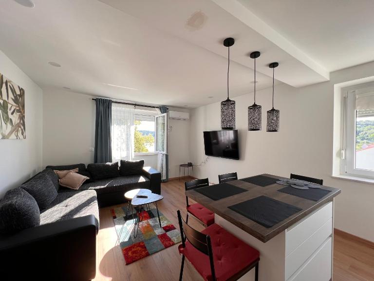 Apartman Eufemija - B&B Palit