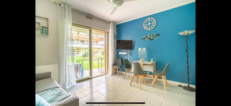 appartement front de mer - Bed and Breakfast Deauville