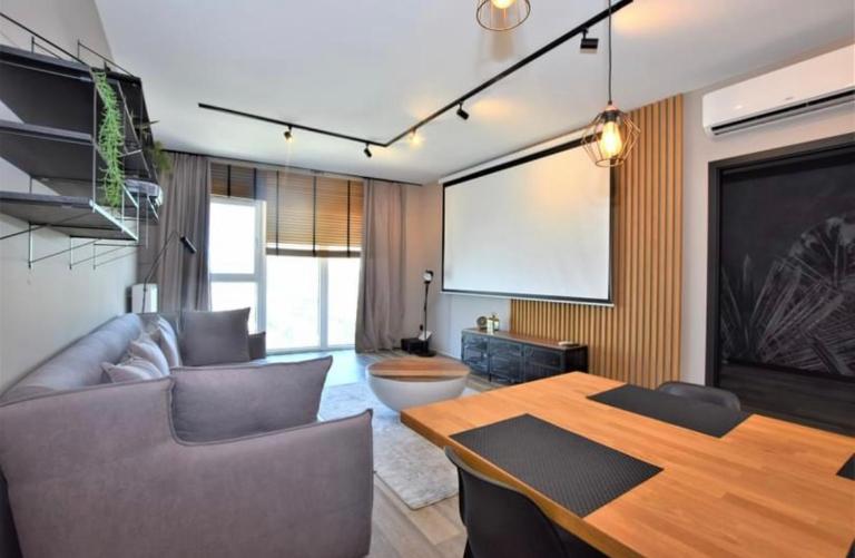 21st Floor Capital Apartment - Ferienwohnung Rzeszów