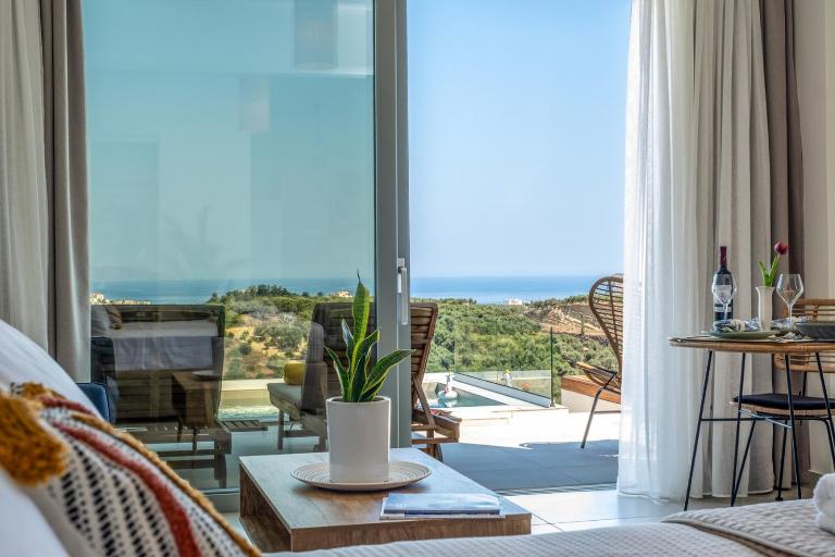 Evora Suites - Bed and Breakfast Chania