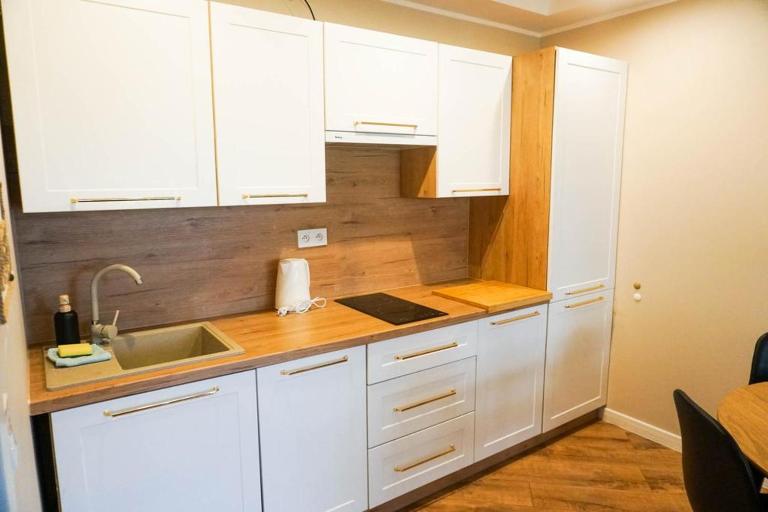 ŁAJBA KAPITANA WYPOCZYNKOWA ROWY - B&B Rowy
