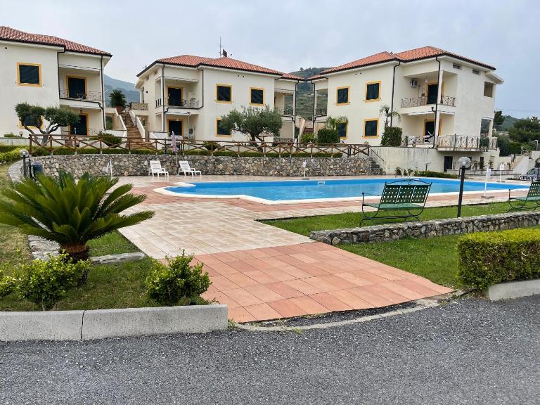 Ohana Holiday - B&B San Nicola Arcella
