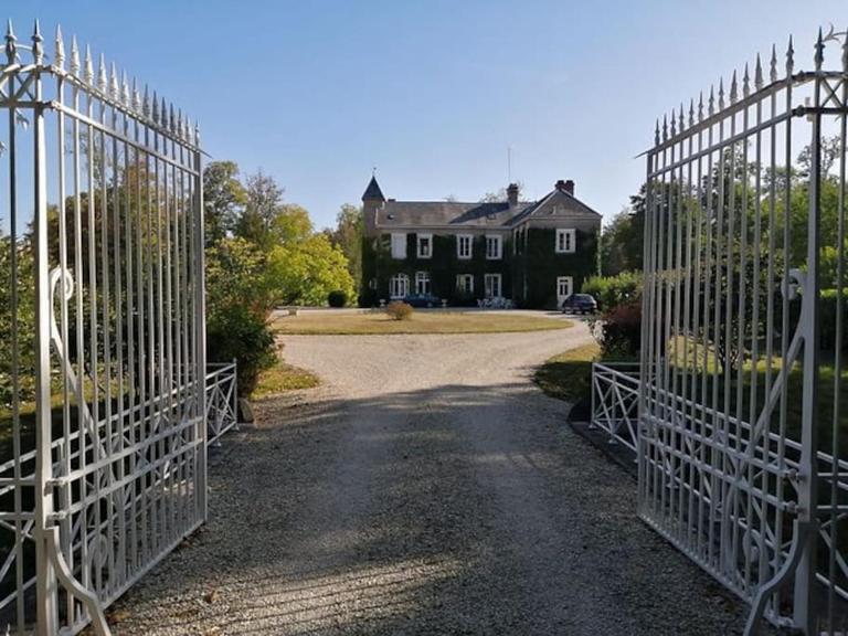 Domaine de Beaucamp - B&B Châtelraould-Saint-Louvent