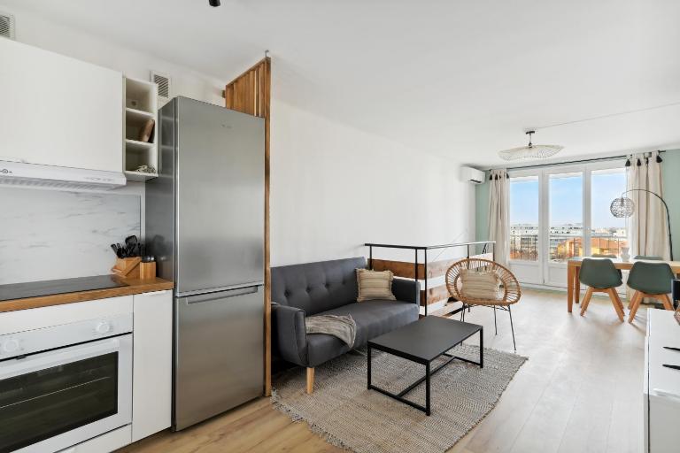 Le Beausoleil Duplex (Clim - Wifi - Netflix) - Chambres d'hôtes Marseille