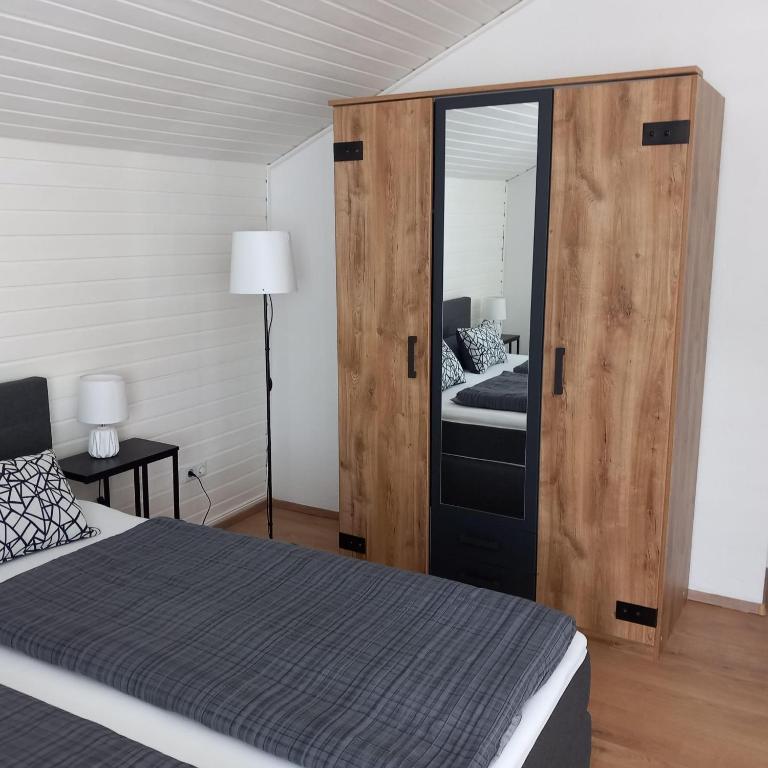 Ferienwohnung Heinzelfrauchen - nur Urlaubsgäste - B&B Schoden