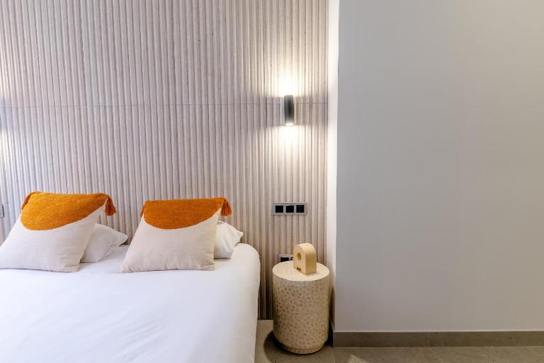 Housing Muelle Uno by SharingCo - B&B Málaga
