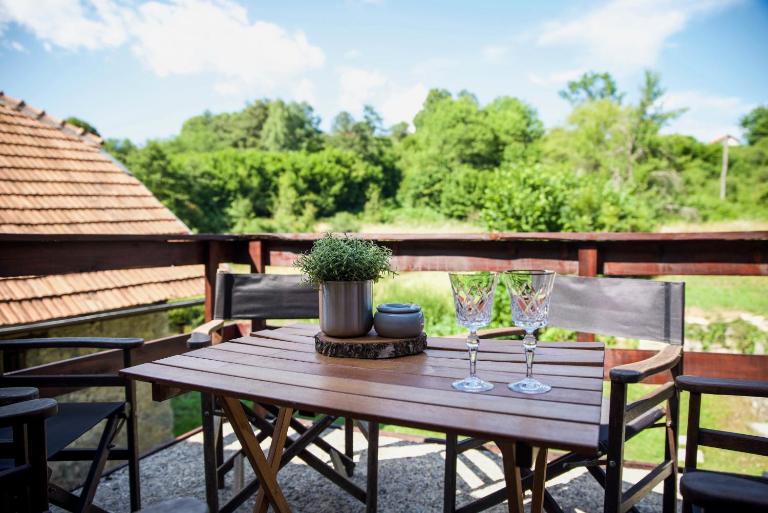 1st Truffle House Žumberak - Bed and Breakfast Ozalj