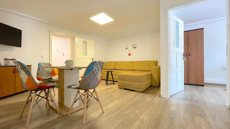 WELL Prettyplaces Apartment 001 - B&B Brasov