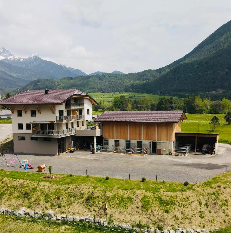 Landhaus Juleiko - Ferienwohnung Nassereith