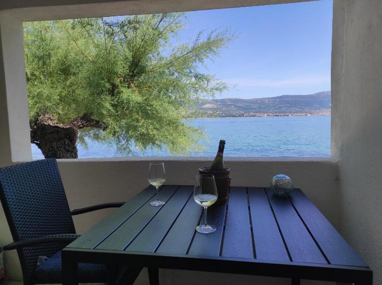 By the sea - Chambres d'hôtes Trogir
