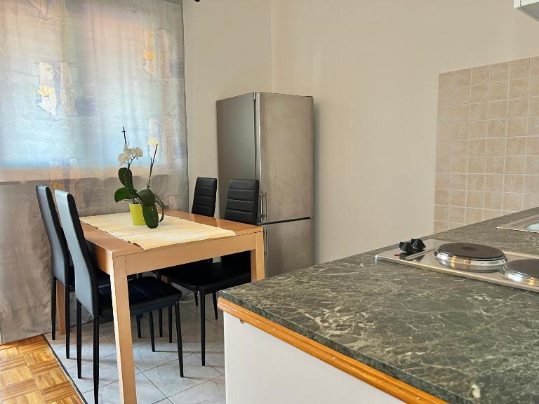 Apartmani Bona - Bed and Breakfast Biograd na Moru