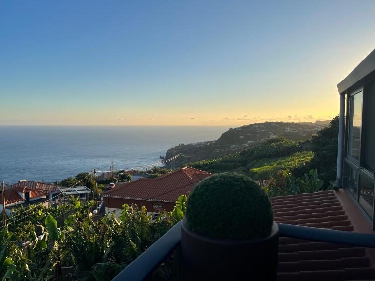 Panoramic House - B&B Ribeira Brava