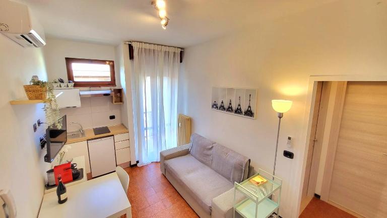 Appartamento di fronte all'ospedale - B&B Modena