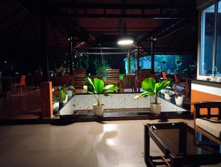 Nature Valley Homestay Near Annapoorneshwari Temple - Bed and Breakfast Kalasa