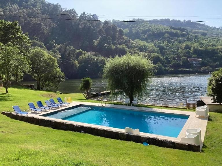 Casa de Rebolfe (Cinfães - Douro) - Chambres d'hôtes Cinfães