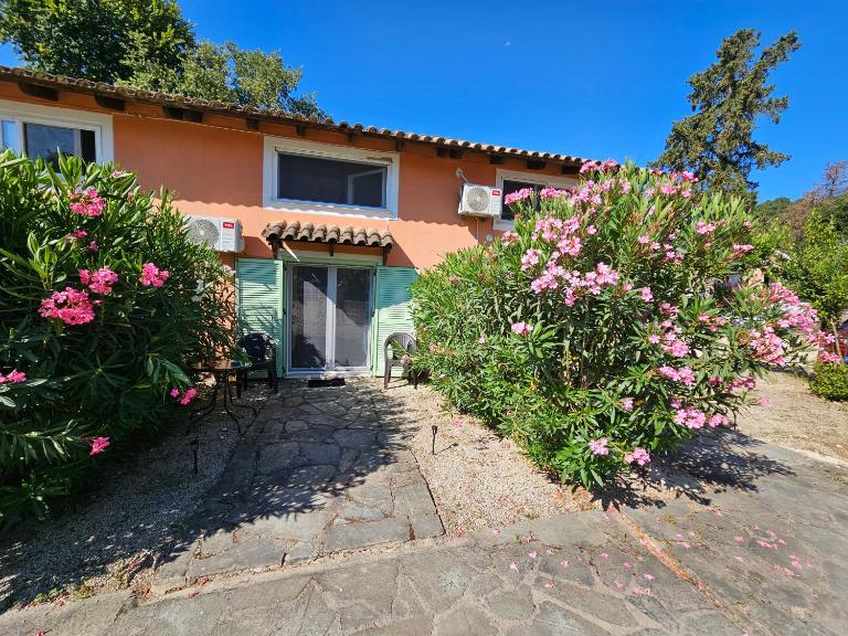 Harmony House Corfu - B&B Kynopiástes