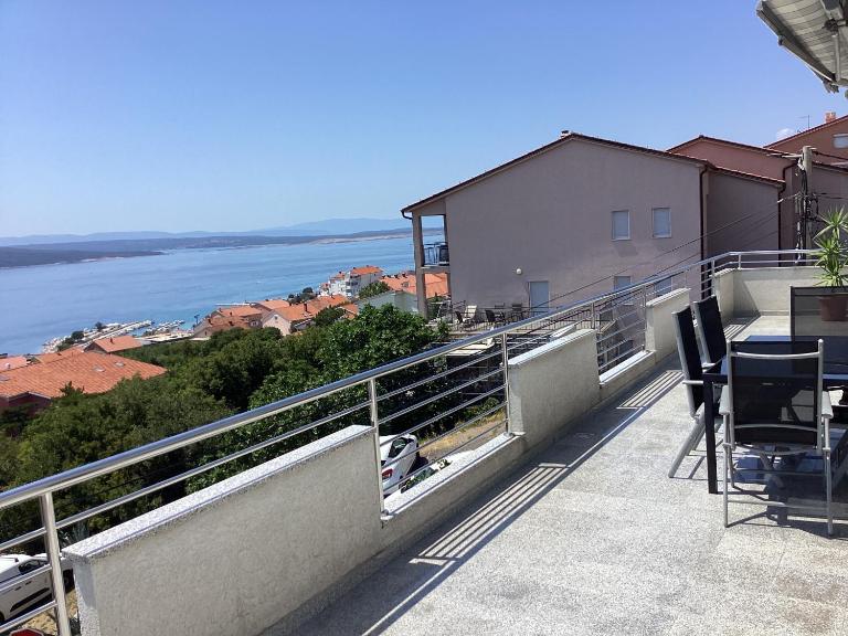 Apartman Brankica 150m2 sea view - B&B Cirquenizza