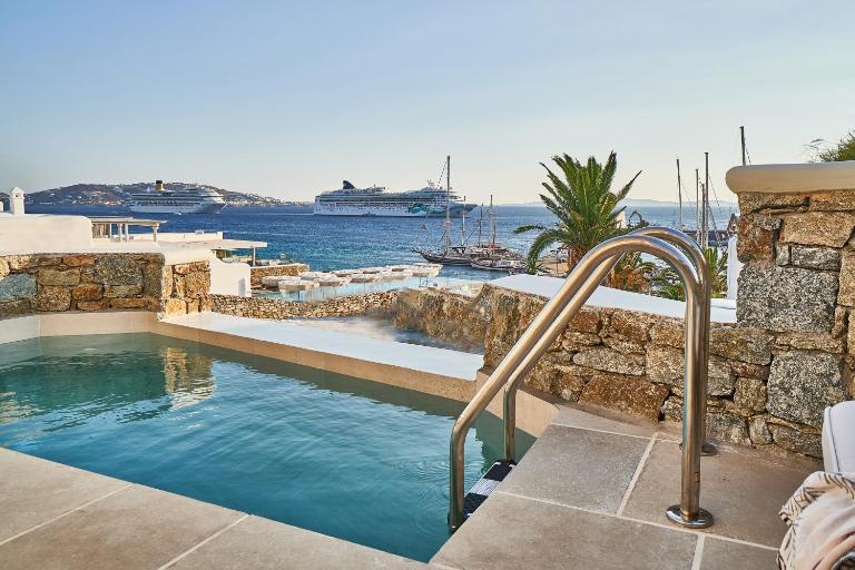 Aqua Mykonos Suites - Adults Only - B&B Toúrlos