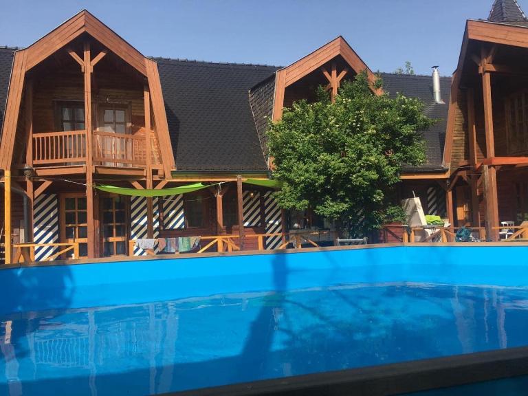Terra Natura Apartmanház - B&B Balatonfenyves