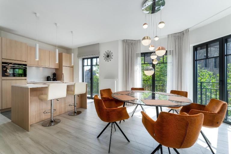 Zonnig Luxueuze Appartementen La Coronne - Bed and Breakfast Knokke-Heist