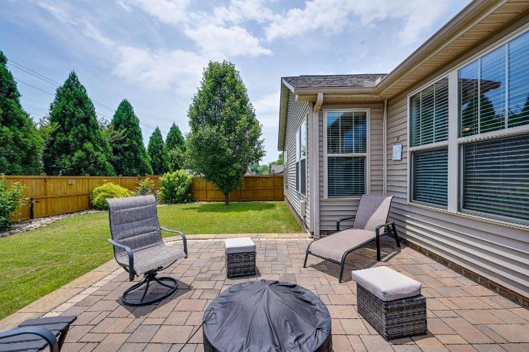Cozy South Carolina Retreat w/ Patio & Fireplace! - B&B Greenville
