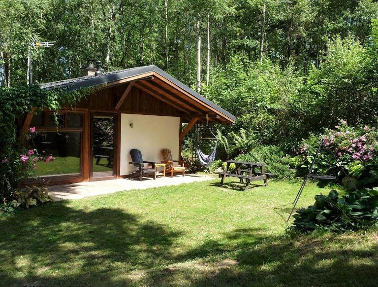 Domek w Brzozowym Lesie - B&B Sulicice