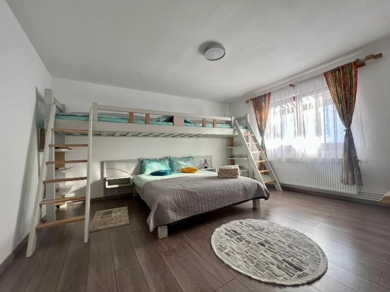 Casa Matteo - Rustic & cosy getaway in Zărnești - B&B Zarnesti