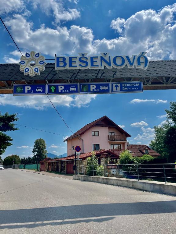 Ubytovanie Marta Kováčová - Ferienwohnung Bešeňová