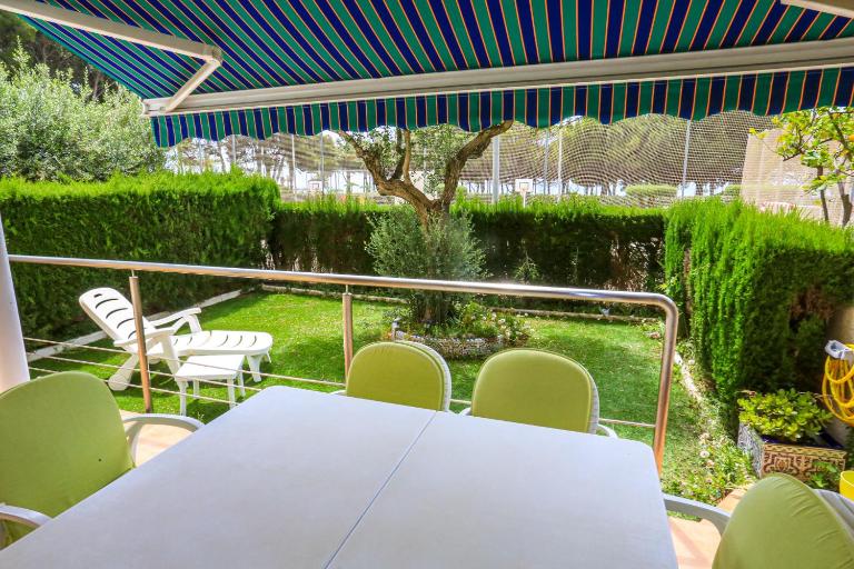 LITORAL COSTA DORADA - MERCE Only families - Bed and Breakfast Cambrils
