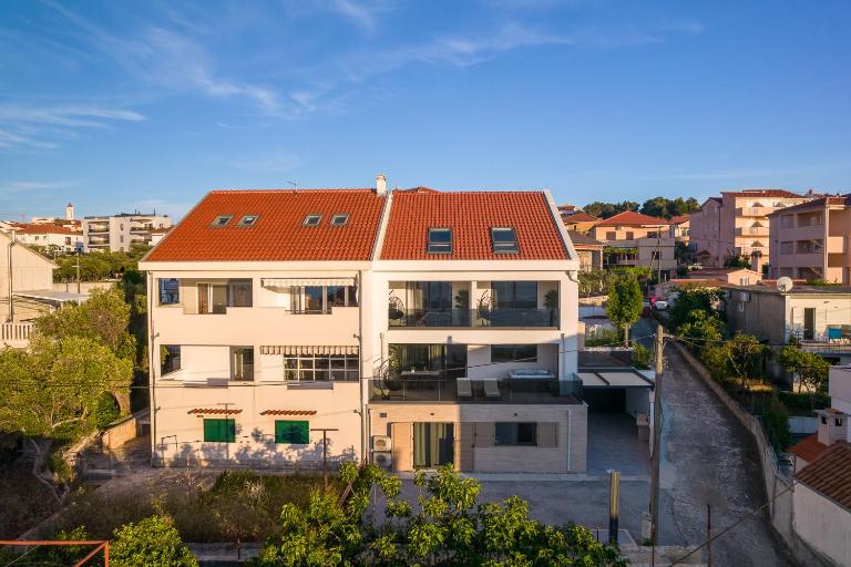 Luxury apartments LeLu - Ferienwohnung Trogir