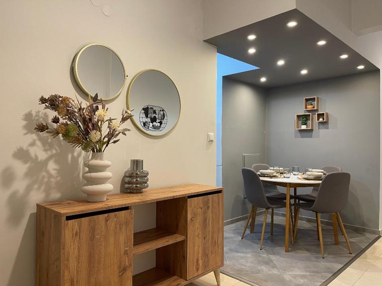 Green&Grey Apartment - B&B Kavala