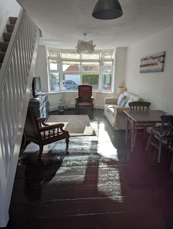 Cadborough Cliff Apartment - B&B Rye