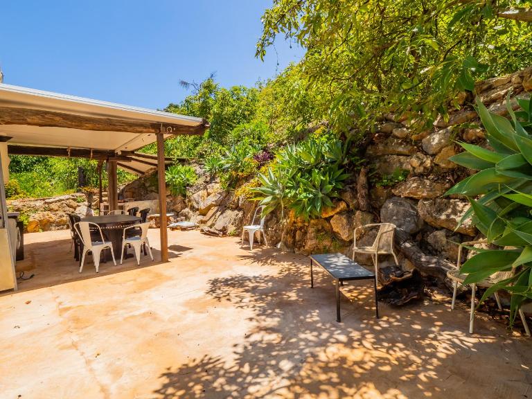 Cubo's Secret Nature House - Bed and Breakfast Monda