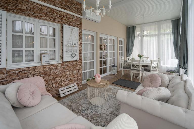 Tündér-Lak Apartman - B&B Balatonmáriafürdő