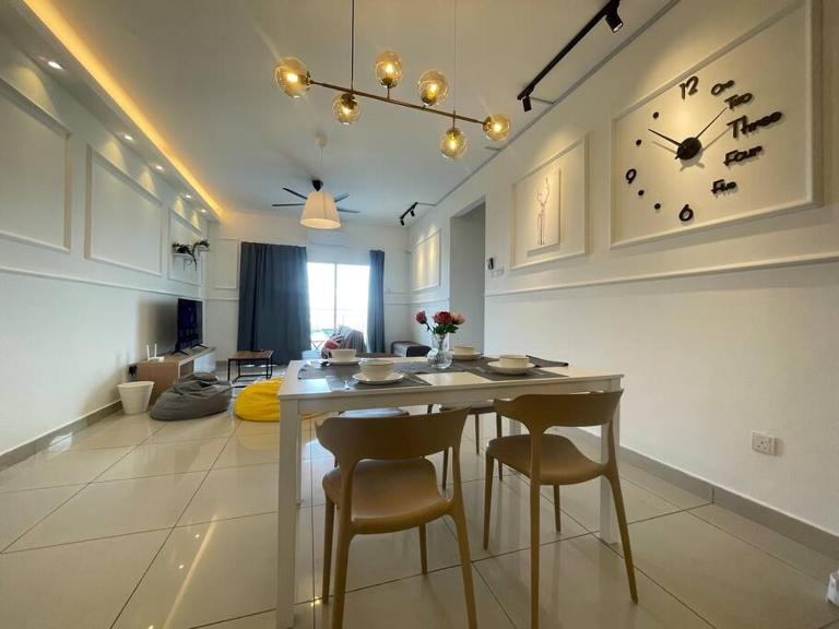 10Pax 4 Room Hidden Gem Sri Petaling 3 min Bukit Jalil Stadium - Ferienwohnung Kuala Lumpur