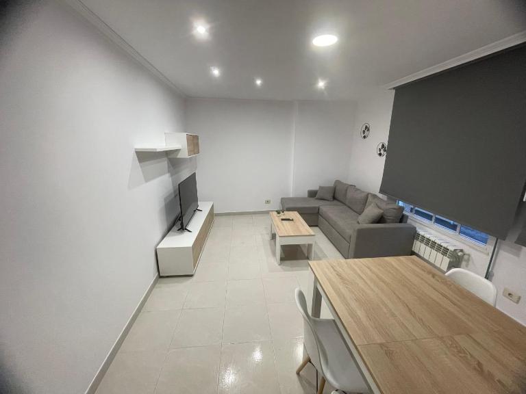 Apartamentos Demar Luis Casais - B&B O Grove