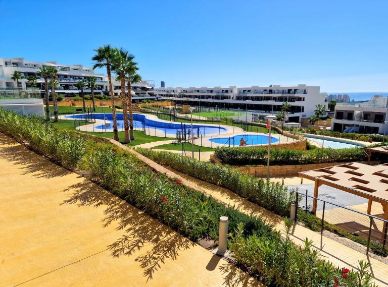 Casa Holiday Finestrat - 3 bedroom flat with common pool - B&B Finestrat